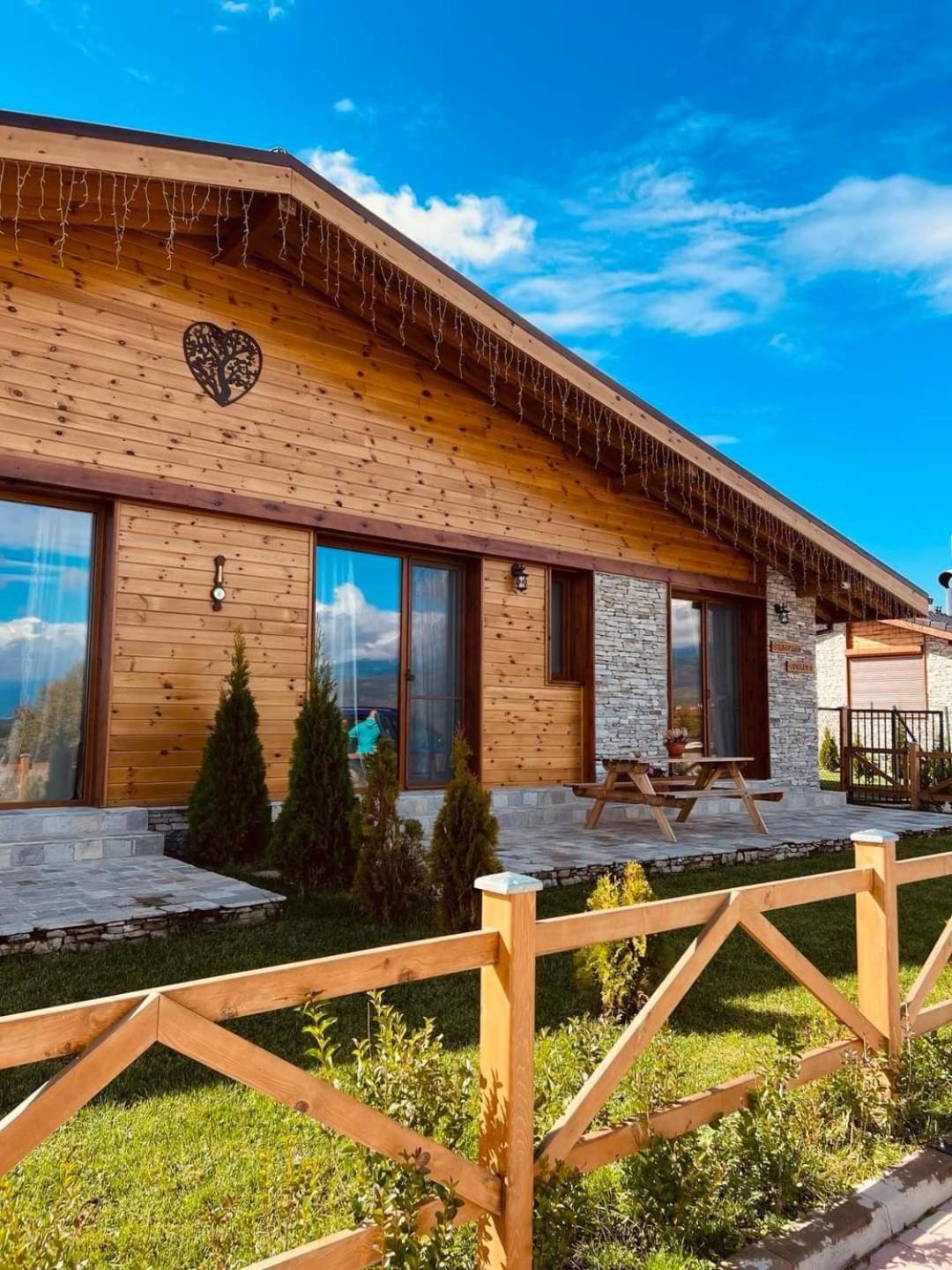 Mountain Villa Jordan- With Jacuzzi Razlog Kültér fotó